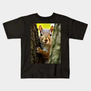 squirrel looking at you Kids T-Shirt